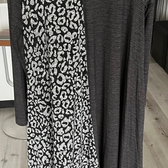 Grey dress with plaid and animal print 12-14 - Picture 8 of 16